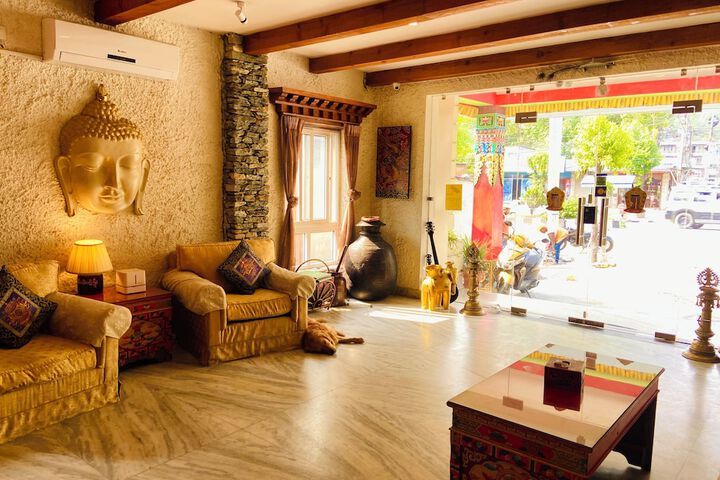Hotel Interior 15 of 214
