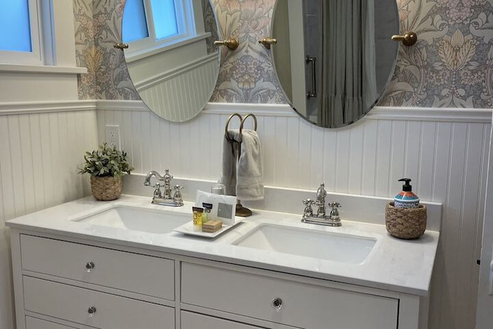 Bath Interior
