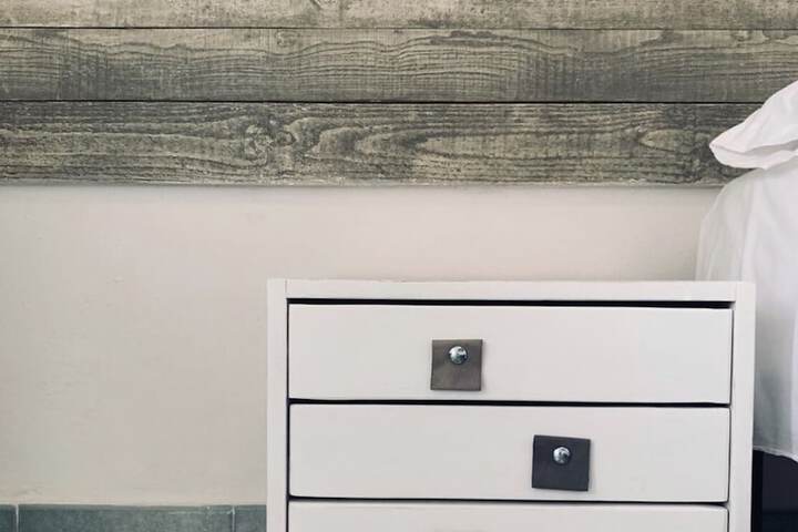 Room 13 of 104