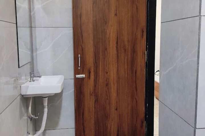 Room 13 of 15