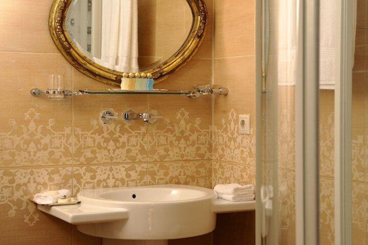 Bath Photo