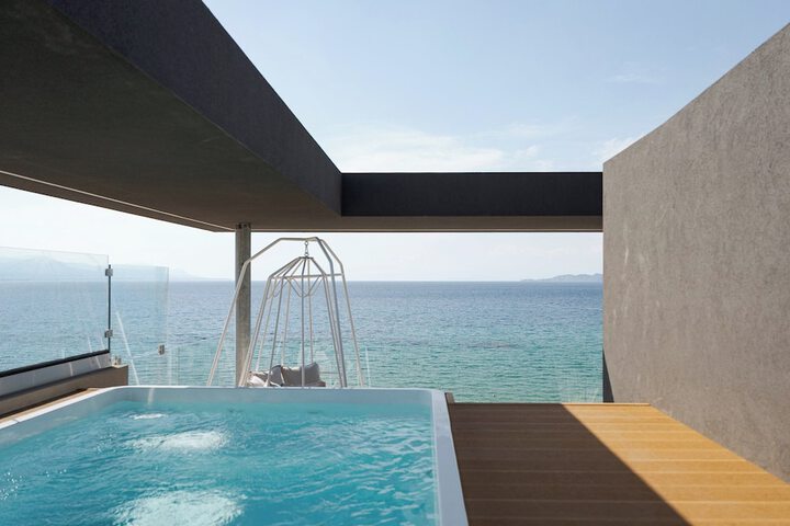 Pool 38 of 79