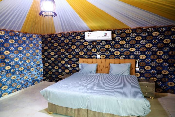 Room 8 of 38