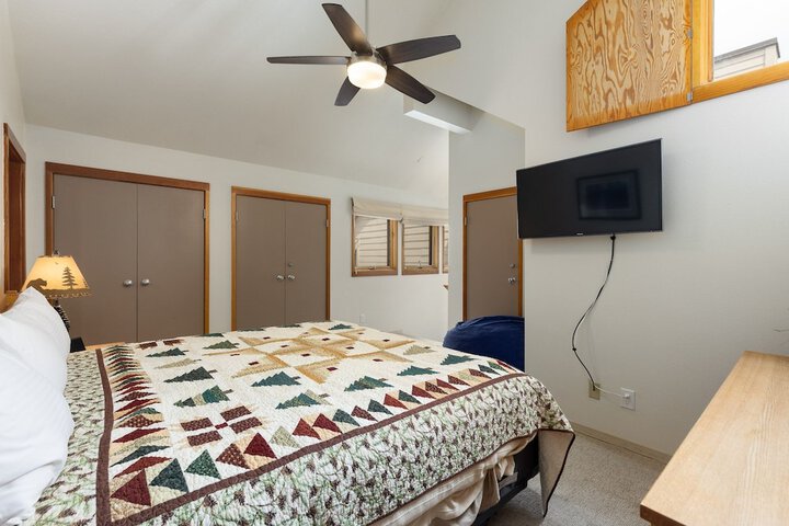 Room 3 of 26