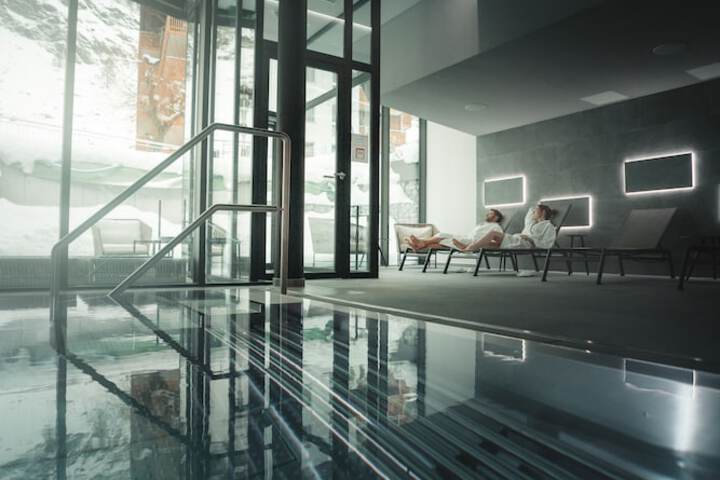 Pool 42 of 71