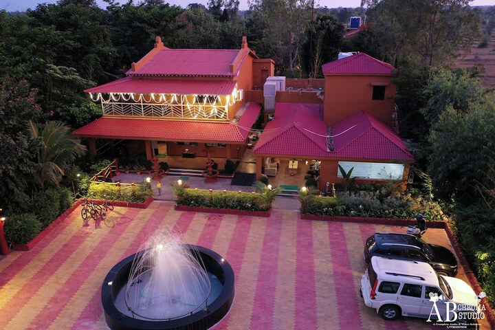 Hotel 8 of 11