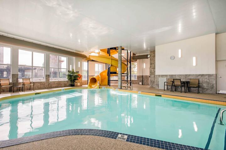 Pool 69 of 104
