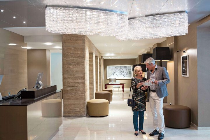 Guest Lobby