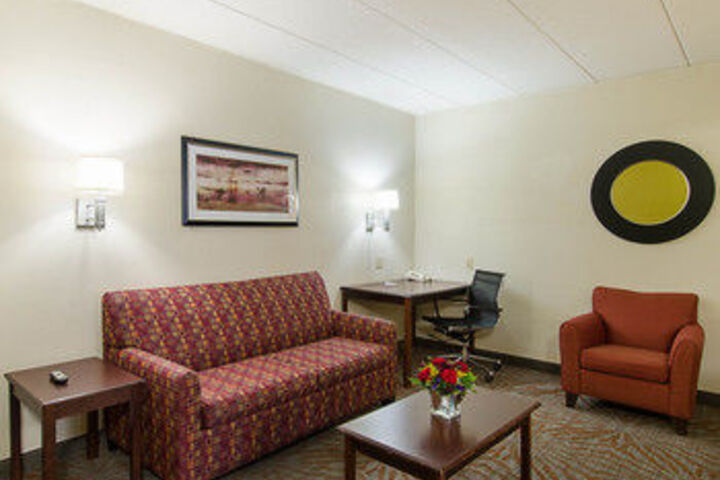 Room 22 of 28