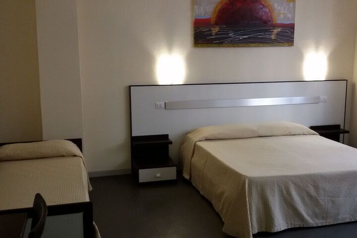 Room 5 of 36