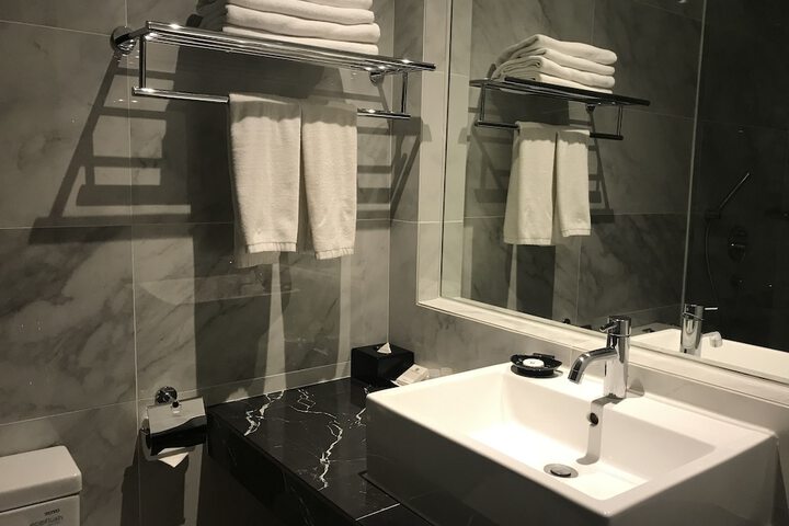 Room 54 of 74