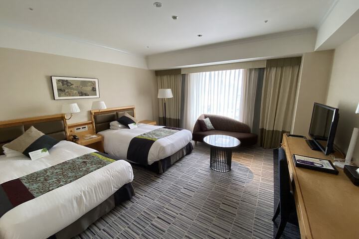Room 26 of 101