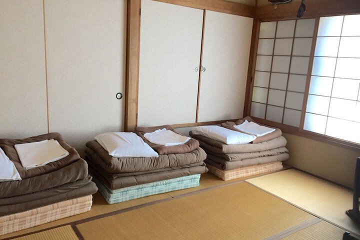 Room 11 of 26