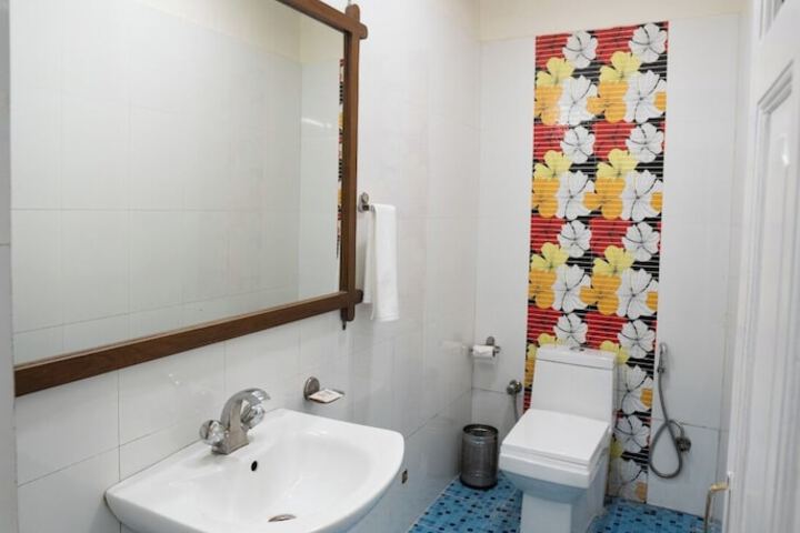 Room 116 of 174
