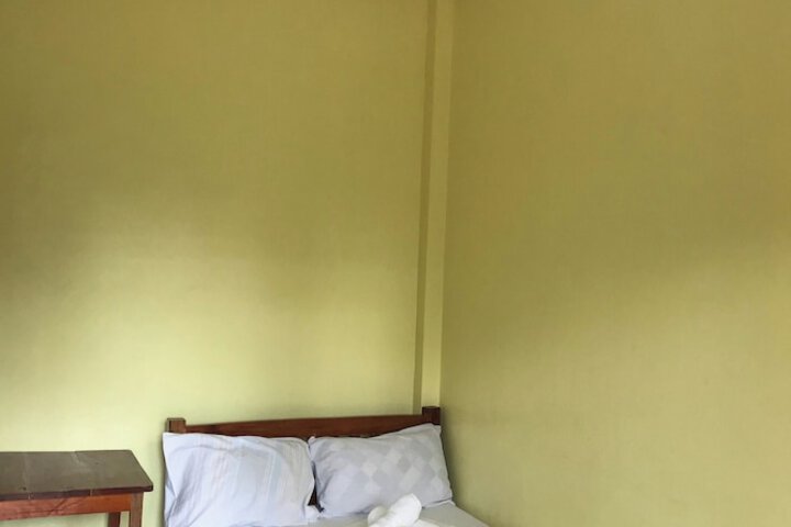 Room 14 of 27
