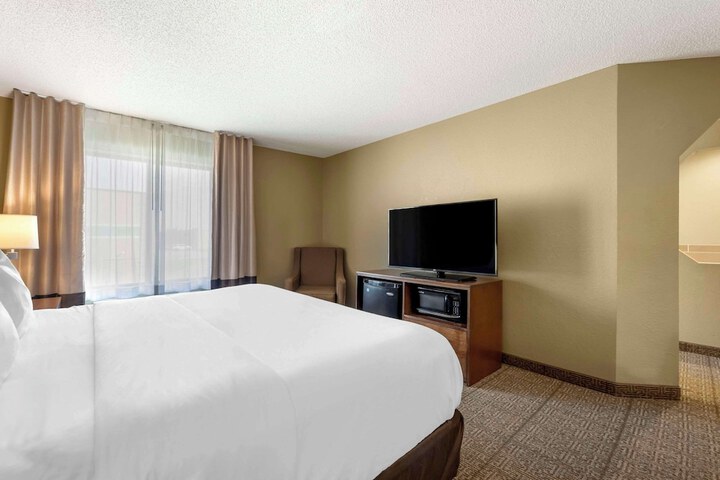 Room 19 of 42