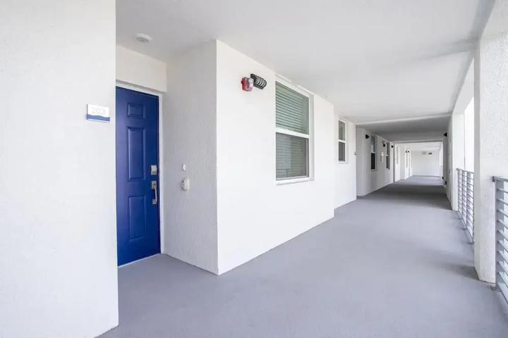 Room 10 of 22