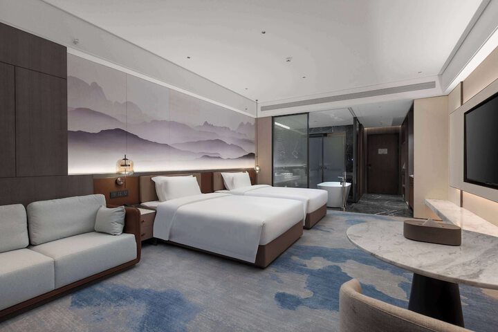 Room 3 of 19