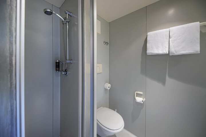 Room 55 of 99