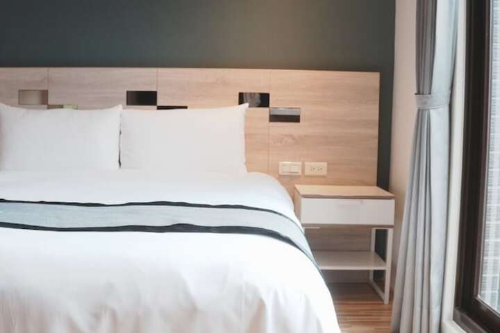 Room 43 of 55