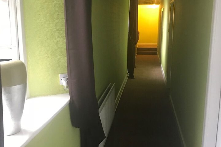 Ballroom/Hall 16 of 21