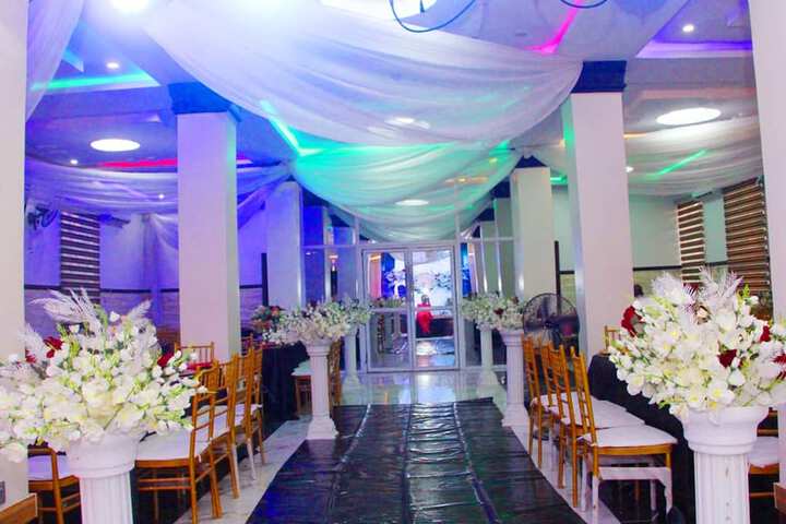 Ballroom/Hall 15 of 15