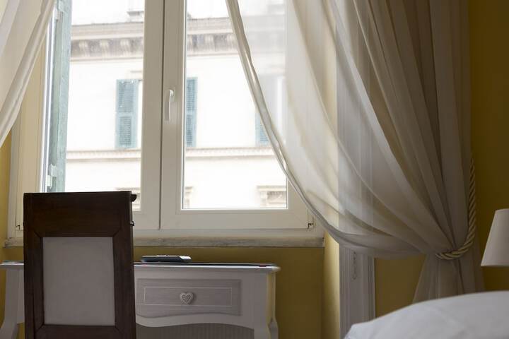Room 22 of 45