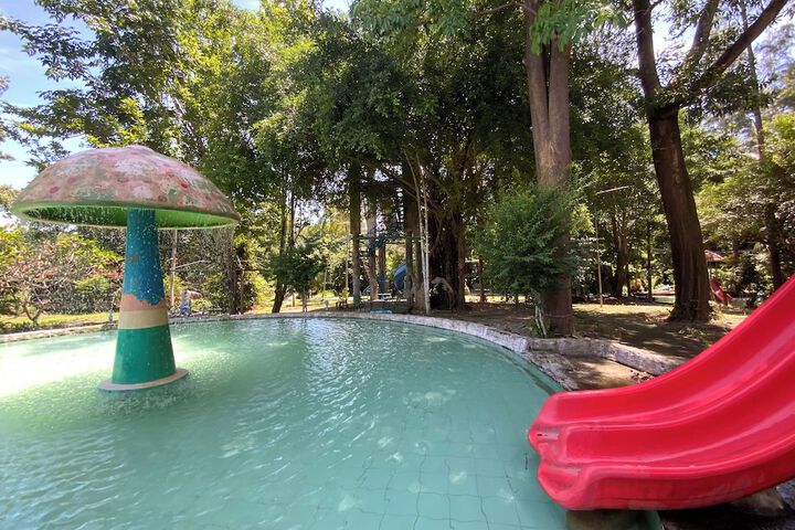 Pool 27 of 41