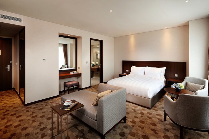 Room 7 of 45