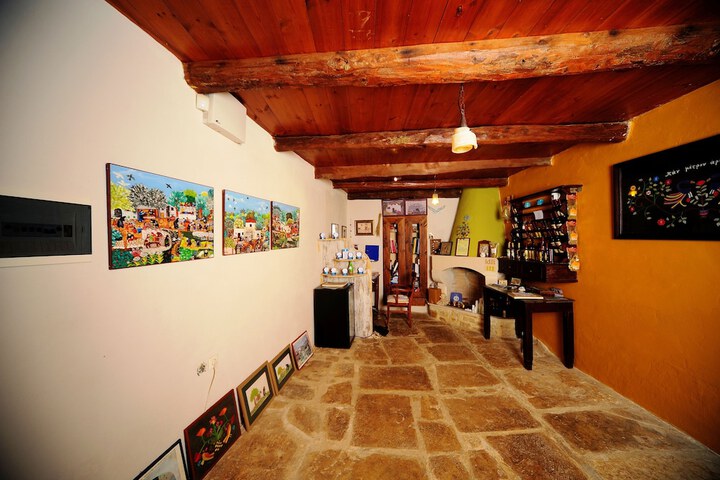 Hotel Interior 64 of 102