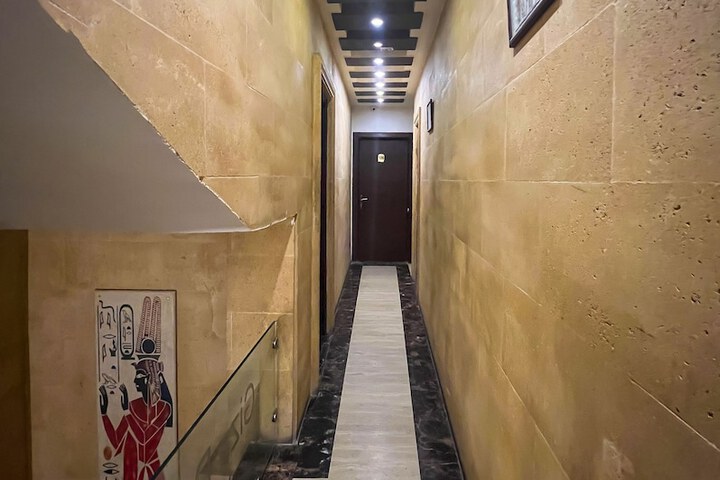Hotel 267 of 284