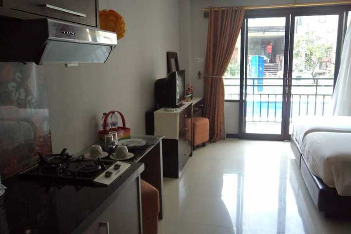 Room 4 of 41