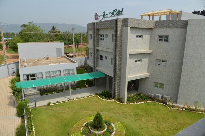Hotel 38 of 39