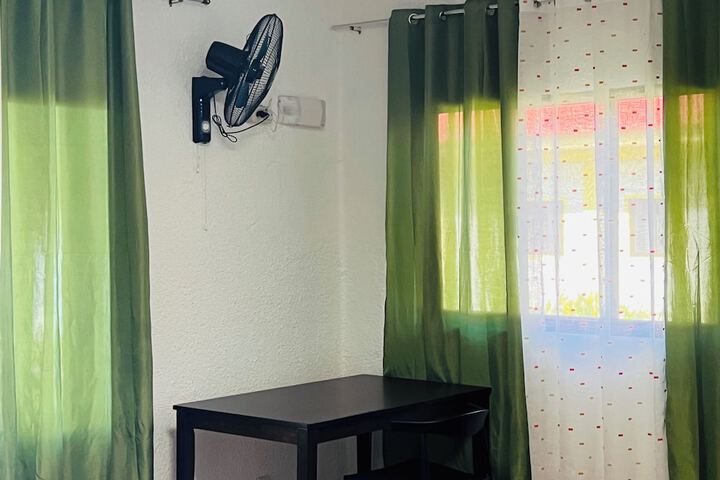 Room 13 of 52