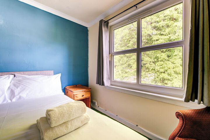 Room 21 of 159