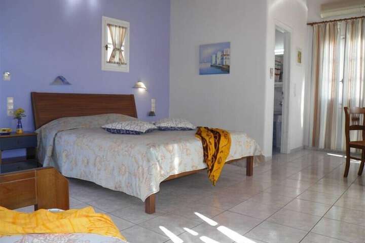 Room 3 of 81