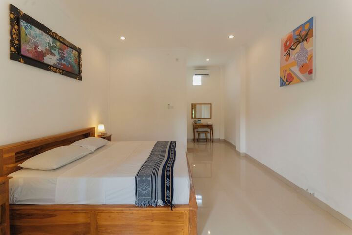 Room 10 of 21
