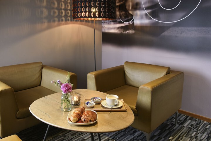 Coffee service