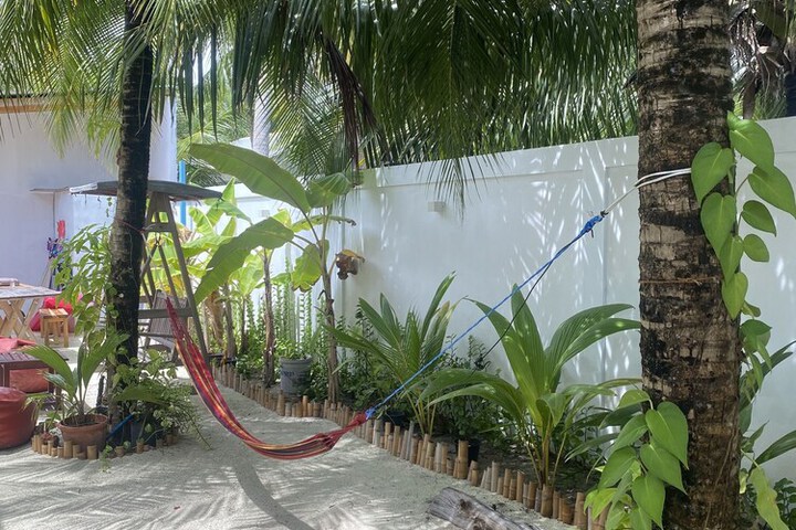 Room 9 of 38