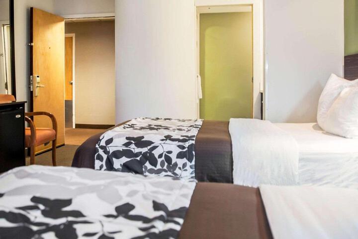 2 Double Beds (2 of 7)