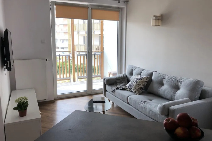Room 5 of 10