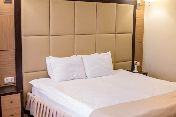 Room 19 of 78