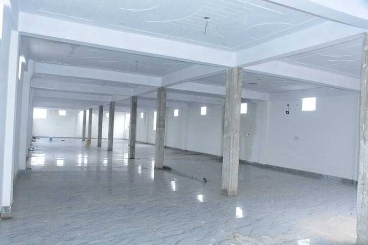 Ballroom/Hall 14 of 14