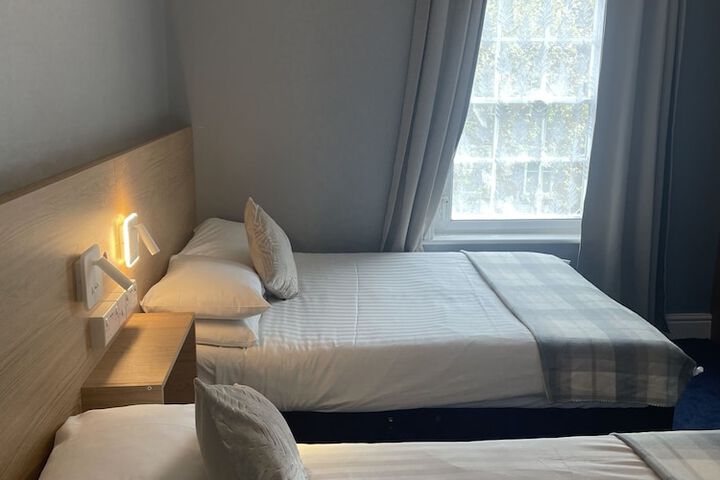 Diamonds Inn Ltd Image 6
