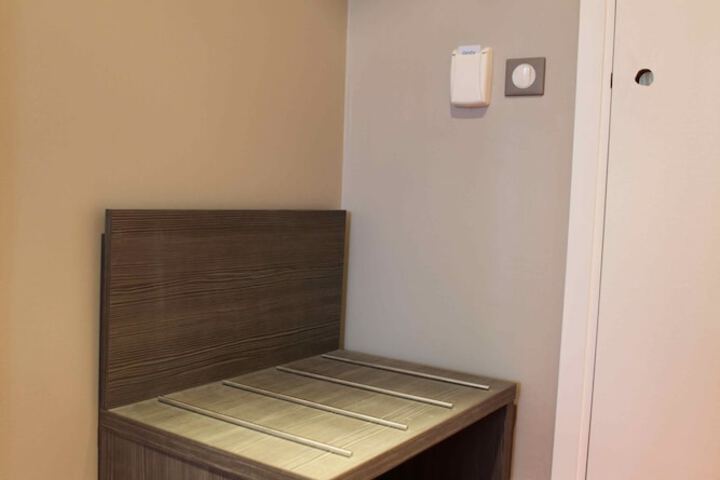 Room 21 of 62