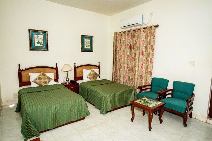 Room 8 of 60