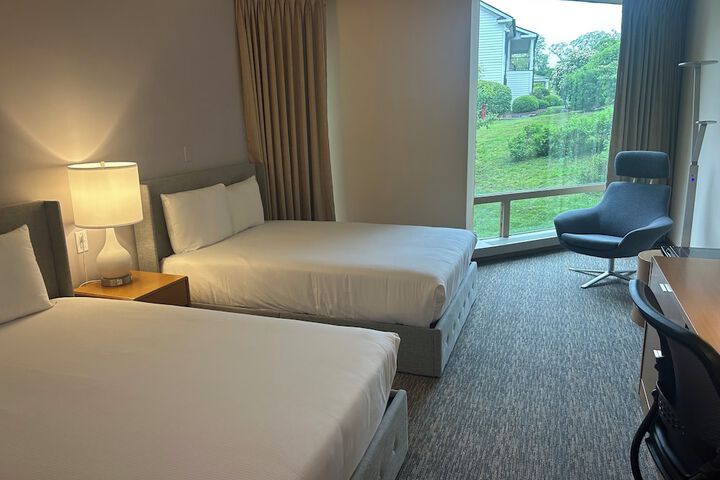 Room 6 of 71