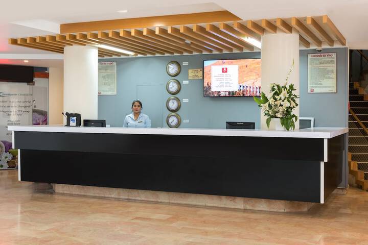 Hotel Entry