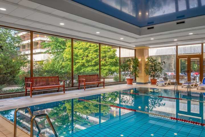 Pool 37 of 72