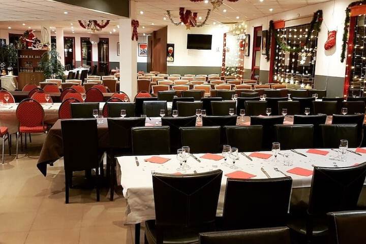 Banquet hall